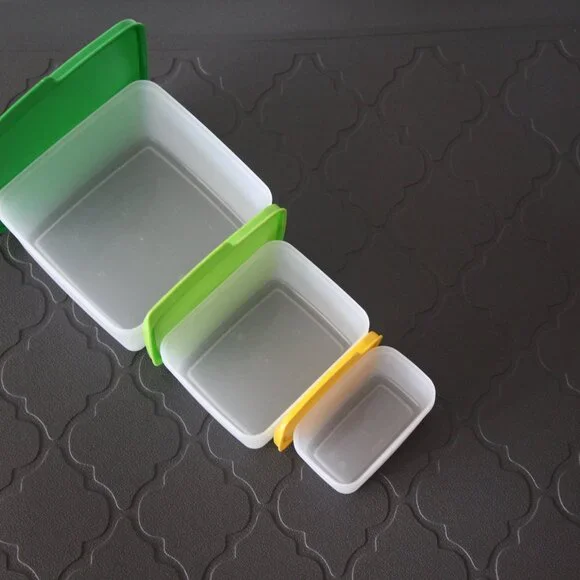 Tupperware Nesting Lunch Container Kit - Picture 5 of 10